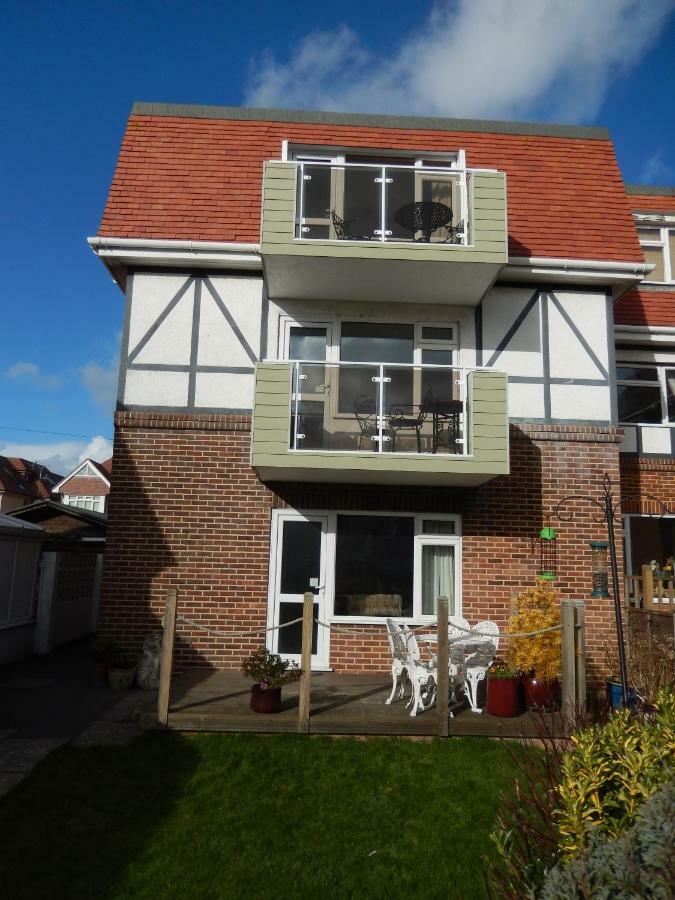 Gables Court Holiday Apartments Swanage Luaran gambar